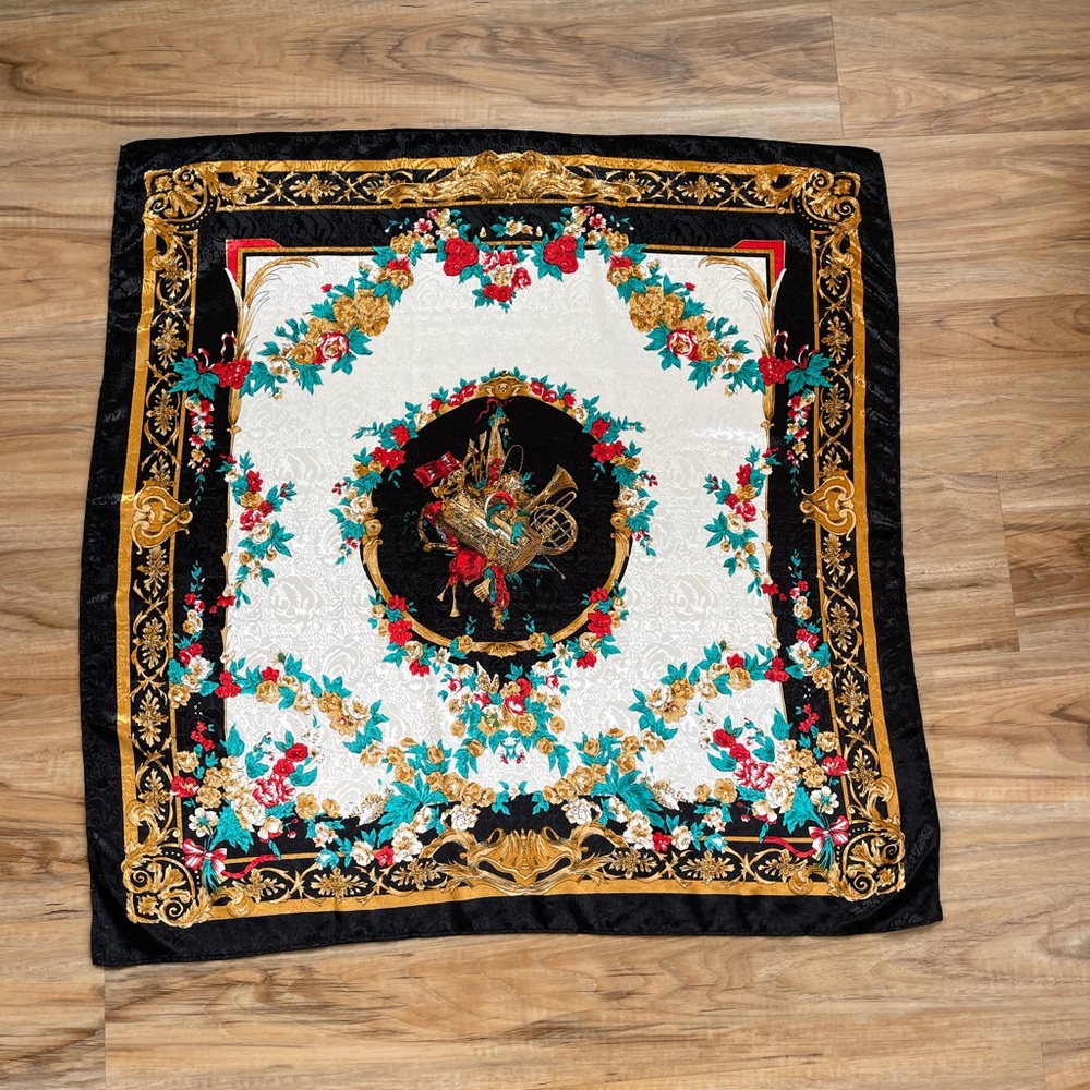 Black and Gold Instrument Scarf